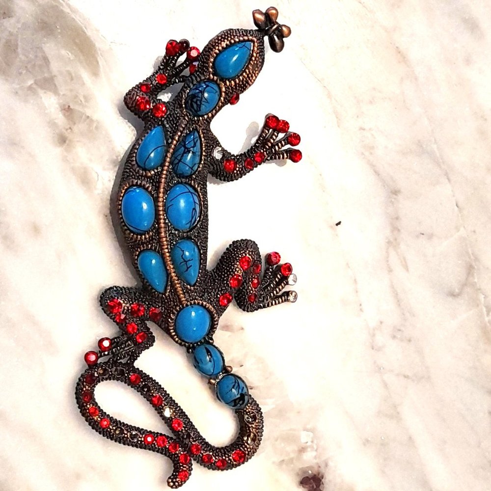 4 inch Turquoise and Red Crystal Gecko Brooch